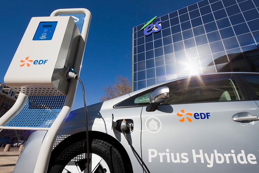 Czysty prąd - ładowanie Toyoty Prius